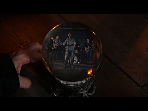 Irie Miah and The Massive Vibes - 'Geister' (official music video)