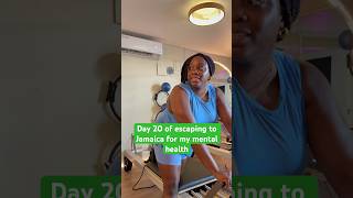 Day in the life of a thirtysomething Londoner who's escaped to Jamaica, reformer Pilates in Kingston