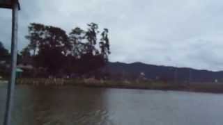 preview picture of video 'Boat Trip of Gregory Lake, Nuwara Eliya, Sri Lanka.'