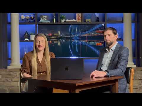 We’re Liz & Chase Keller 👋