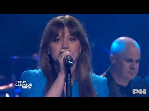Kelly Clarkson - The Middle (Cover Zedd, Maren Morris & Grey) (Live on The Kelly Clarkson Show)