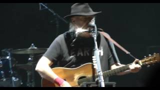 Neil Young - Western Hero (Live at the O2 Greenwich London 11/06/2016)