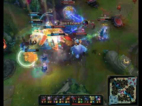 Lissandra vs Sylas Mid Baited Late Game Team Fight S13