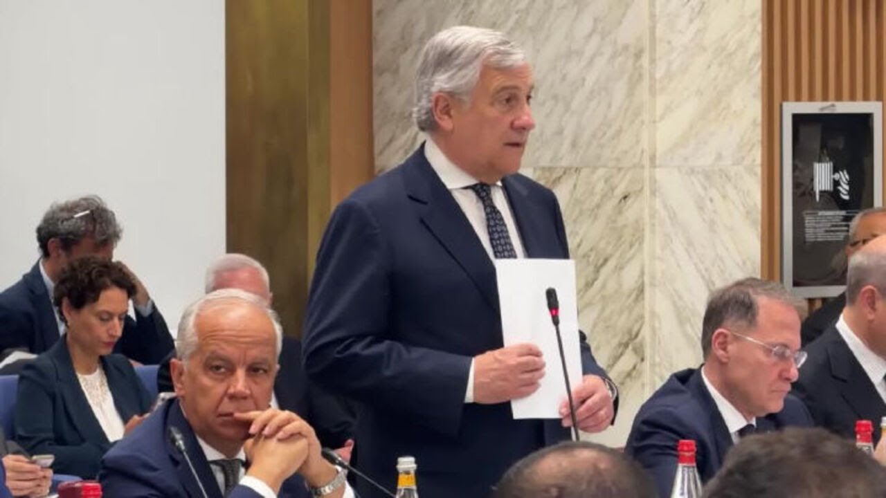 Tajani alla Conferenza dei Consoli: Siete nostri sindaci nel mondo