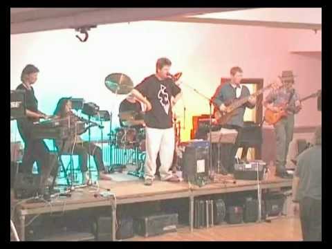 Dunstable Festival Ceilidh 2000 - MoonDance with Bob Adams