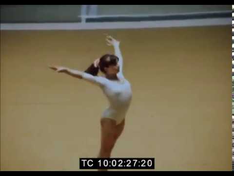 1976 FRA-ROM Teodora Ungureanu compulsory FX