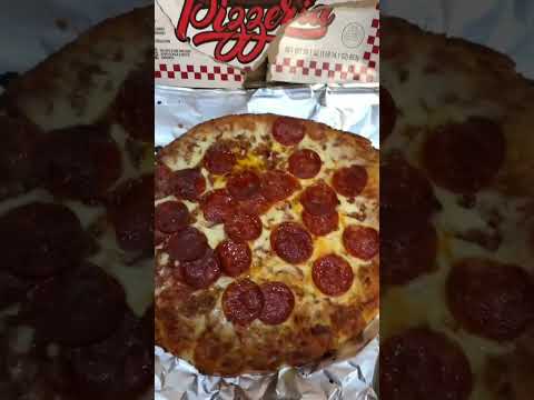 Yummy 🤤 Yachty Pizzeria 🍕 #quickdinner #pizza #pizzalover