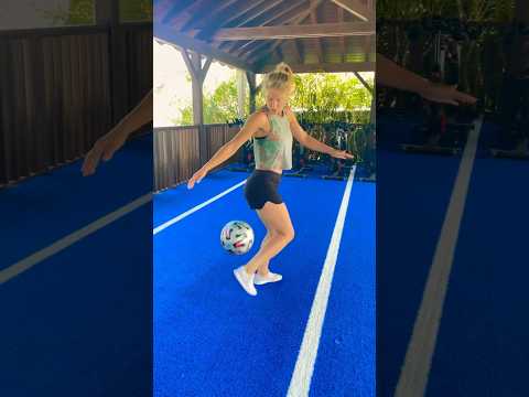 Freestyle football training ⚽️ #aguska #girlpower #football #worldcup2023 #footballtricks #training