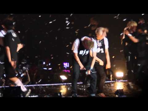 [FANCAM] 150829 BTS Live In HK : THE RED BULLET - Attack On Bangtan + Ending