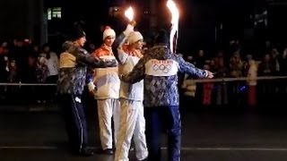 preview picture of video 'Олимпийский огонь в Мурманске - Olympic flame in Murmansk'