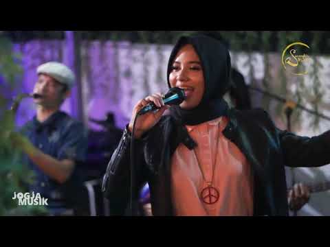 Pingal   Ngatmombilung Cover by Damara De ft  Secangkir Kustik    Live in Cafe D'oty Magelang