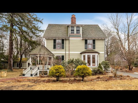 56 Bloomfield St, Lexington MA - Elizabeth P. Crampton - Tel 781-389-4400