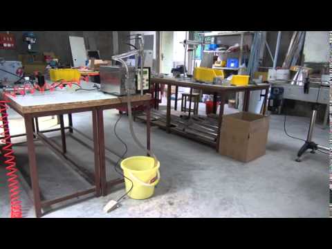 BID ON EQUIPMENT: Listing 130530 - Gear Pump Filler with Shut Off Nozzle