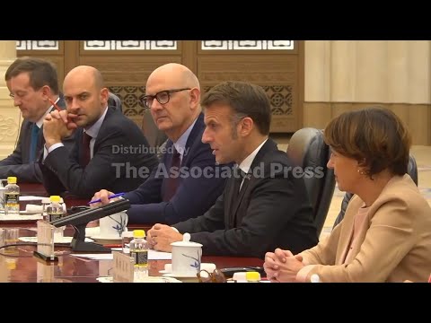 French president meets the chairman of China's  National People's Congress