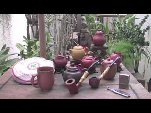 Smoking a Jürgen Moritz Pipe and drinking Pu-erh Tea