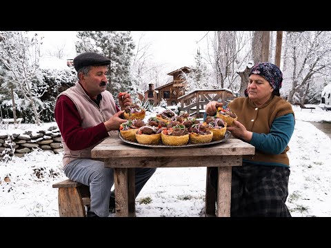 Simple Village Cooking Meatballs on Edible Plates... 🍖🍞🔥