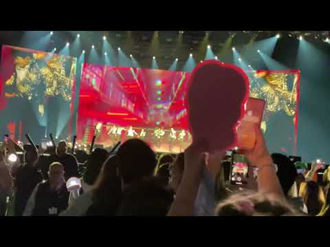 a compilation of Seventeen in Newark (what to expect!) pt 1/4