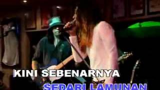Download lagu HAKIKAT SEBUAH CINTA mp3