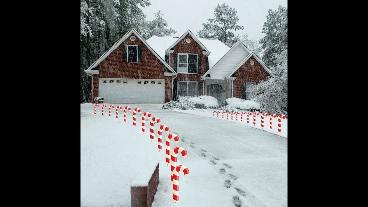 VictoryStore Candy Cane Christmas Pathway Markers - Set of 24 Yard Decorations