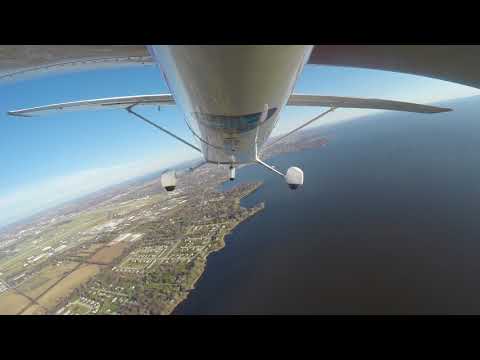 Gusty crosswind landing runway 27 at Oshkosh