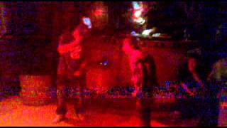 Video Kalby, hulení a chlast, Přes překážky ke hvězdám live