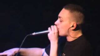 Killa Kella Beatbox Show Live at Tekken4 World Championship in London 2004