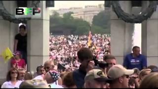 Divide and Conquer: Politics and the Left/Right Fraud