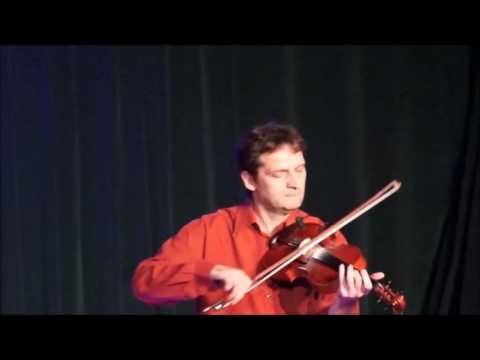 Gyimesi egy szál hegedűre - Vizeli Balázs a Fonóban