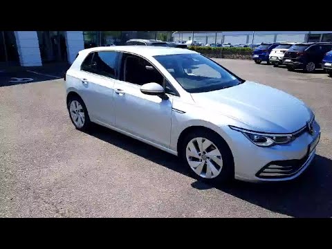 Volkswagen Golf Style 2.0 TDI 115HP 5DR - Image 2