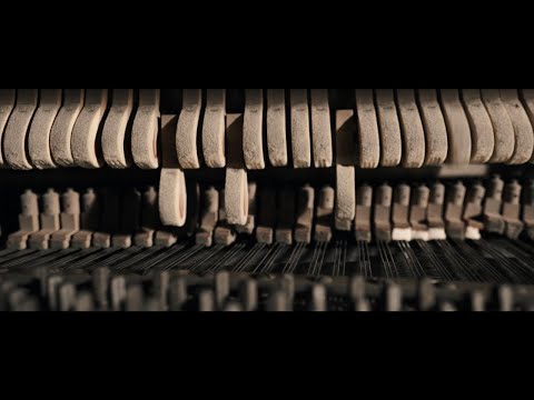 Co się zdarzy przy drodze - Grzegorz Wilk, sł: K. K.Baczyński, muz: M. Nierubiec