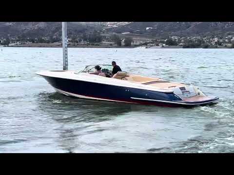 Chris-craft LAUNCH-28 video