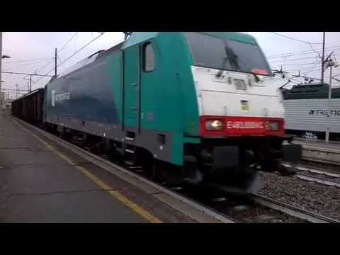 E464+MDVC, ATR125, E483+merci - Milano Greco 02/10/2015