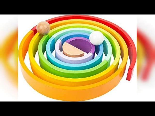 Vídeo relacionado con 11412 Bloques de Madera Arcoíris XL, Small Foot, Arco de 12 Partes con 2 Bolas para Kindergarten y Desarrollo.