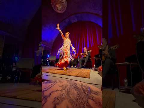 Vì sao điệu nhảy Flamenco khiến cả thế giới mê mẩn? 💃🔥
