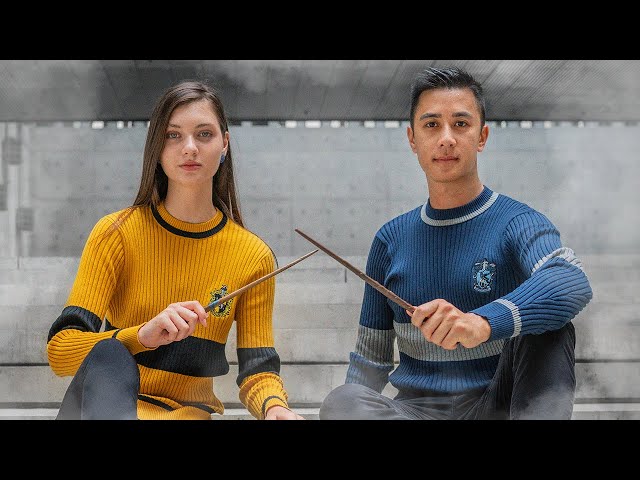 Vídeo relacionado con Cinereplicas Harry Potter - Etiqueta de equipaje y funda pasaporte Ravenclaw - Licencia Oficial