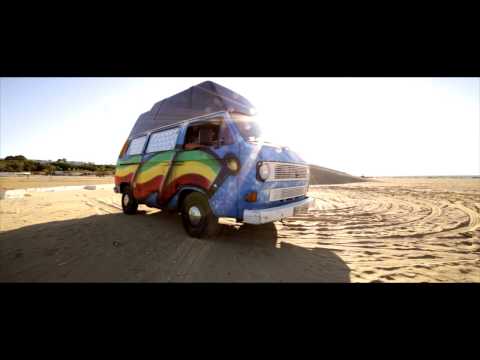 David Fendah & Sativa Producciones "De Vuelta''