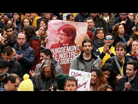 Puigdemont: Auslieferung für Hochverrat?