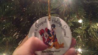 GENTLE & RELAXING AT HOME CHRISTMAS TOUR (LONGER VERSION) SOFT SPOKEN. (LO-FI)