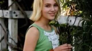 Forever Young: Anna Sophia Robb