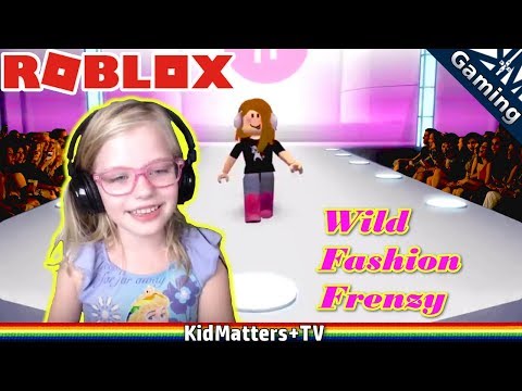 Roblox FASHION FRENZY model, Weird DRESS UP runway show / Roblox Fashion Frenzy [KM+Gaming S02E07]