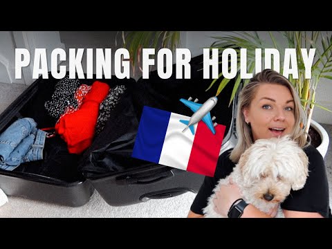 Pack With Me 2021 | Holiday Packing & What's In My Bag | Louise Henry