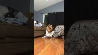 Download lagu STUCK UNDER STEP BRO BED #prank mp3