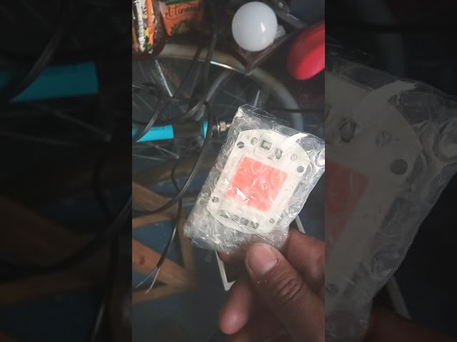 Vídeo relacionado con Radiador de Aluminio Disipador de Calor Transistor Amplificador de Alta Potencia para un Dispositivo Semiconductor con 16 pcs Fins 3.93 "x 2.36" X 0.39 "