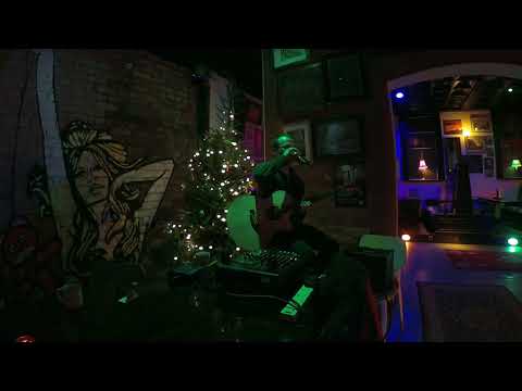 David Browne-Murray live at the Bear and Doll