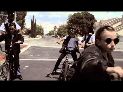 Man Man  - "Piranhas Club"