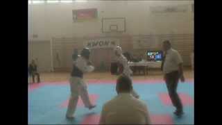 preview picture of video 'WTF Taekwondo Diákolimpia Nagykáta 20120331.wmv'