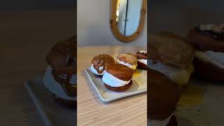 Love at first bite 🥰