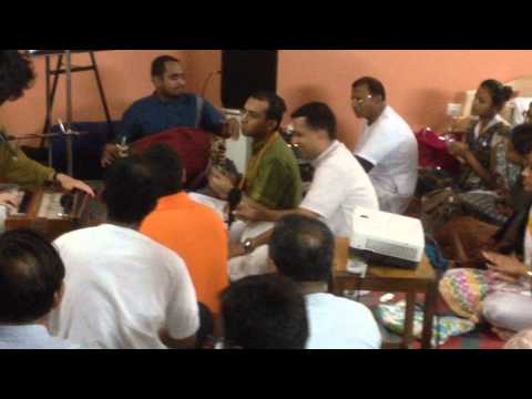 Must Watch Divine Kirtan by HG Mahatma Prabhu - Balramdesh 2014