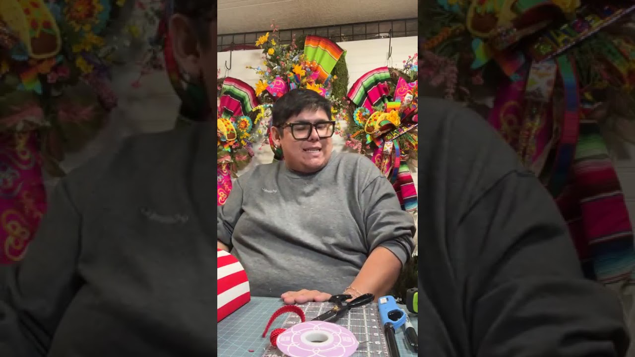 Don’t forget to join us virtually for the Sweet as Honey Workshop!! 🐝🐝🍯|| Designs by Jordan ||#diy