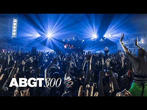 Above & Beyond feat. Zoë Johnston ‘Always’ (Above & Beyond Club Mix) (Live at #ABGT300 Hong Kong)